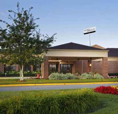 AmericInn by Wyndham Brookfield