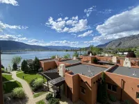 Large Lakefront 3 Bed Condo With Gorgeous Osoyoos Lake and Mountain Views - 3-Star