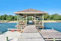 NEW LISTING! Bayfront, Spacious 6-bedroom house in delightful Fairhope - 4-Star