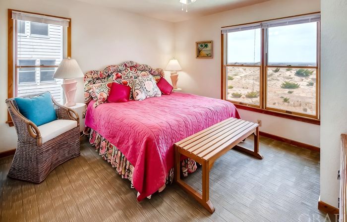 Oceanfront Pet-Friendly House with Private Pool in Salvo