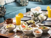 Wonder Palace Hotel Hotels near Sky view Bar