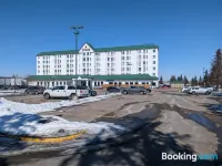 Divya Sutra Plaza and Conference Centre Calgary Airport Hotels near Telus Spark