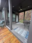 Charming Tiny Home with WiFi and AC in beautiful Cowee Valley Franklin Nc - シャレー