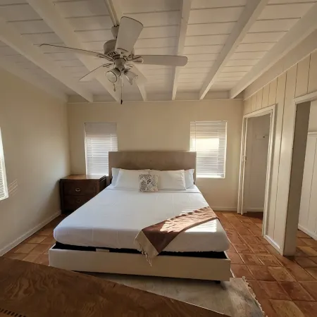 Vero Beach Hideaway- 5-minute drive from beach
