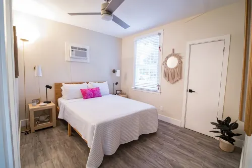 The Downtown Hibiscus House -  Apartamentos vacacionales