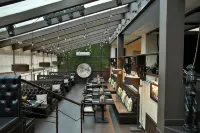 Penza Hotel - ที่มีบาร์