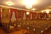Palace Hotel & Spa - Termas de Sao Vicente - Parkplatz