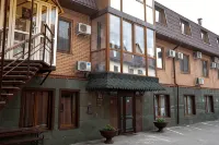 Yesenin Hotel - parking