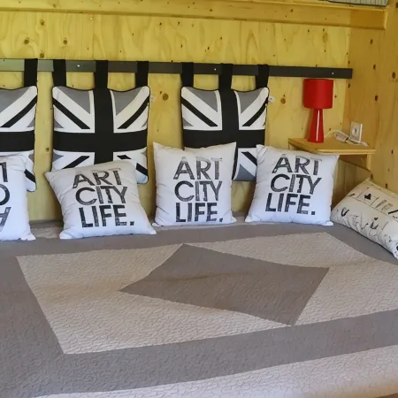 Cabin fully equipped, comfortable, quiet, in the Bay of Mont Saint-Michel