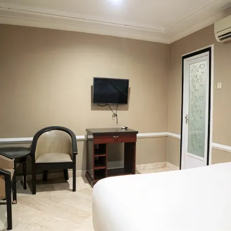 Hotel Istana Permata Dinoyo