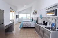 Beachfront Modern Loft with Large Private Terrace