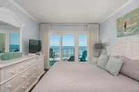 Oceanfront Obx Condo, Top Floor, Walk-in Shower and Patio - 4-Star