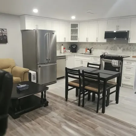 Beautiful 2-bedroom Guest Home in Guelph
