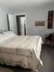The Douglas Place - A Rustic Cabin on Armenia Mountain - Homestays