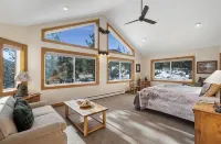 Majestic views! 4 bedroom, 4.5 bath home close to town - 4-نجوم