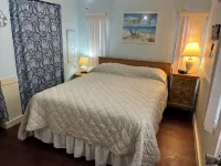 Mermaid Manor Heated Pool!! Waterfront, Boat Dock, Kayaks, Weeki Wachee Manatees - Uima-altaat