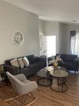 Charming 3-bedroom house in Surprise with AC and WiFi