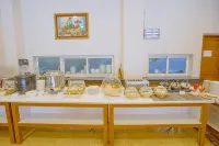 Mandalay Lodge Hotel - breakfast