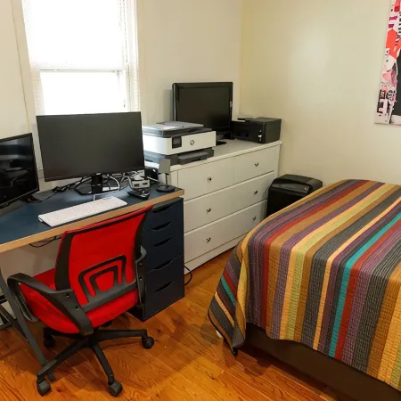 Cozy Furnished Ranch! Pet Friendly! 22 Min. to MetLife Stadium!