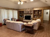 Peace and Quiet in the country  just minutes from TAMU - 3-Star