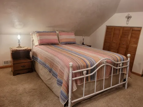 Cozy, Walk  to Town, Pet Friendly, 2 Bd 2 BTH, Mnt View, Deck-Grill-Wildlife - 3つ星