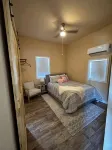 Tiny Flamingo's Nest - Cottage Near Pioneer Woman Mercantile - Pet friendly! - 3-Sterne