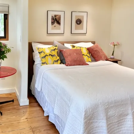 Private Cottage - 5 Min from the Center of Town