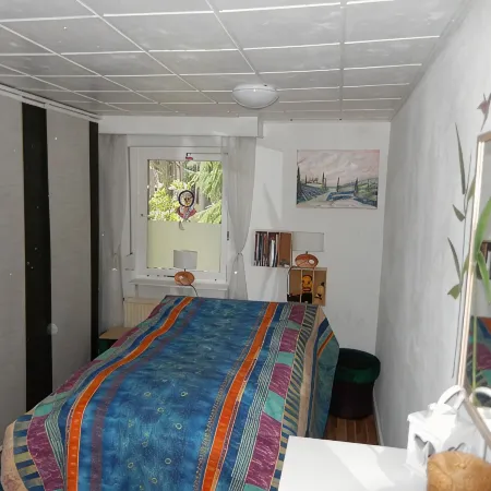 Ferienhaus Waldoase für 2 - 3 Personen, Freistehend auf Eingezäuntem Grundstück