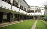 Surya Kencana Boutique Guest House - Pensions