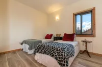 Condo w/ Beautiful Mountain View. Steps from Ski/Trails. Donner Lake. EV outlet - balcony