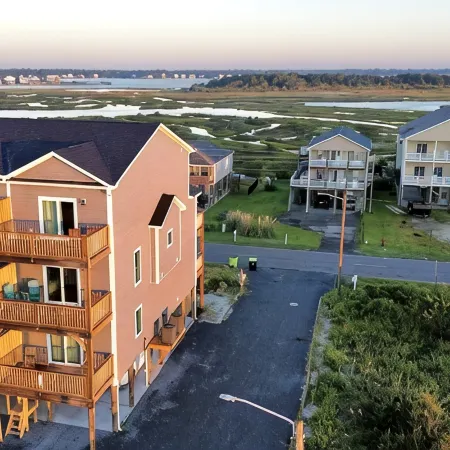 Spacious Beach Stay w/ Pool, Spa, Views & Kings!