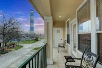 Luxury vacation Kemah, TX condo. Bars and restaurants within walking distance. - Wifi