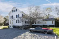Delightful Downtown Mystic Studio! - 4 stjerner