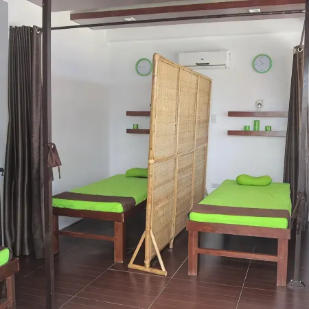 Manarra Sea View Resort