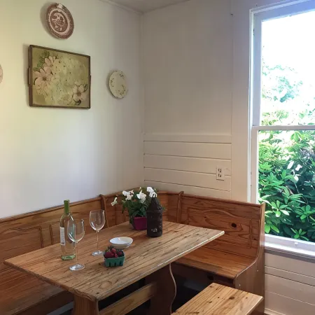 Vashon Farmhouse