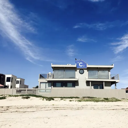 Oceanfront Home -Sleep Right at the Ocean's Edge!