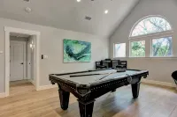 Very Rare Waterfront Home on Lake Texoma, Walk to Water from the backyard - 4-Star