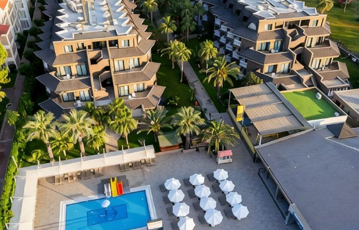 Sailor's Beach Club