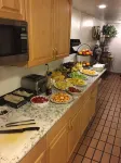 St Moritz Lodge and Condominiums - breakfast