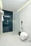 Twelve Hotel - 2-Star