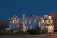 Heartwood Inn - Parkplatz