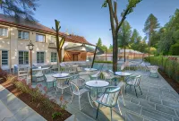 Hotel Gradska Cetinje - 4 estrellas