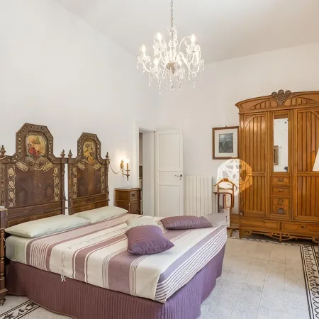 Villa for 12/14 people garden, pool, bbq, 100 meters from the sea, A / C, wi-fi