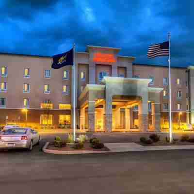 Hampton Inn & Suites by Hilton Rochester Downtown Hotel Exterior