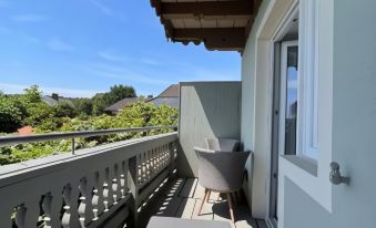 Sieben Zimmer am See - Housity