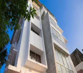 Hotel Sharda Residency Hotels near humsafar travels mangalore