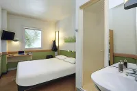 Ibis Budget Marseille Vitrolles Hotels in Les Pennes-Mirabeau