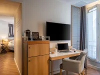Hotel Litteraire le Swann, BW Premier Collection Hotels near 8th arr.
