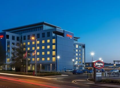 Hampton by Hilton London Luton Airport