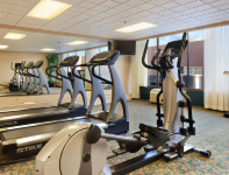 Ramada by Wyndham Reno Hotel & Casino